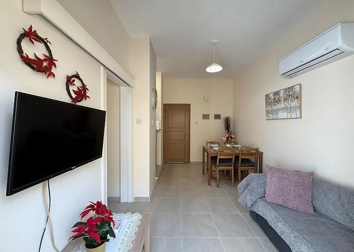 One-bedroom Next To Radisson Blu Apartment Larnaka